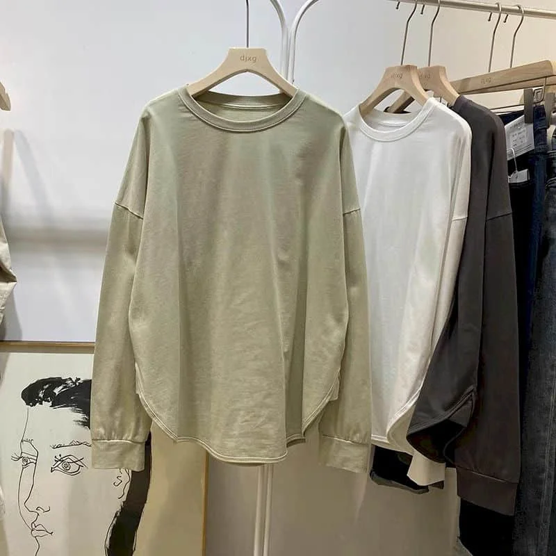 

Футболка женская оверсайз однотонная, винтажная Повседневная рубашка в Корейском стиле, с длинным рукавом, с круглым вырезом, в стиле ретро, модная одежда на осень