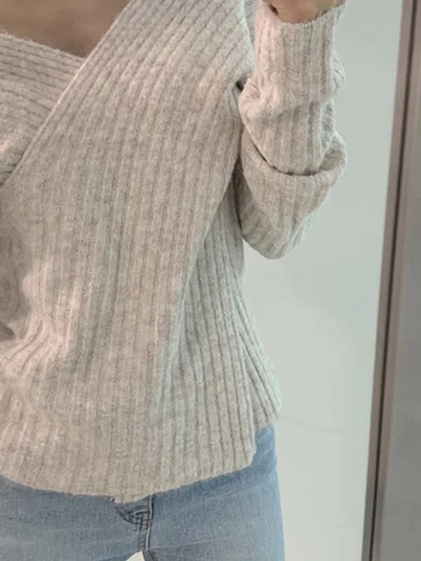 Maglia lunga da donna Sve lavorata a maglia Cross Ne Design Slim Fit Autunno Inverno Faionable Top Lunghezza insolita Lunghezza regolare