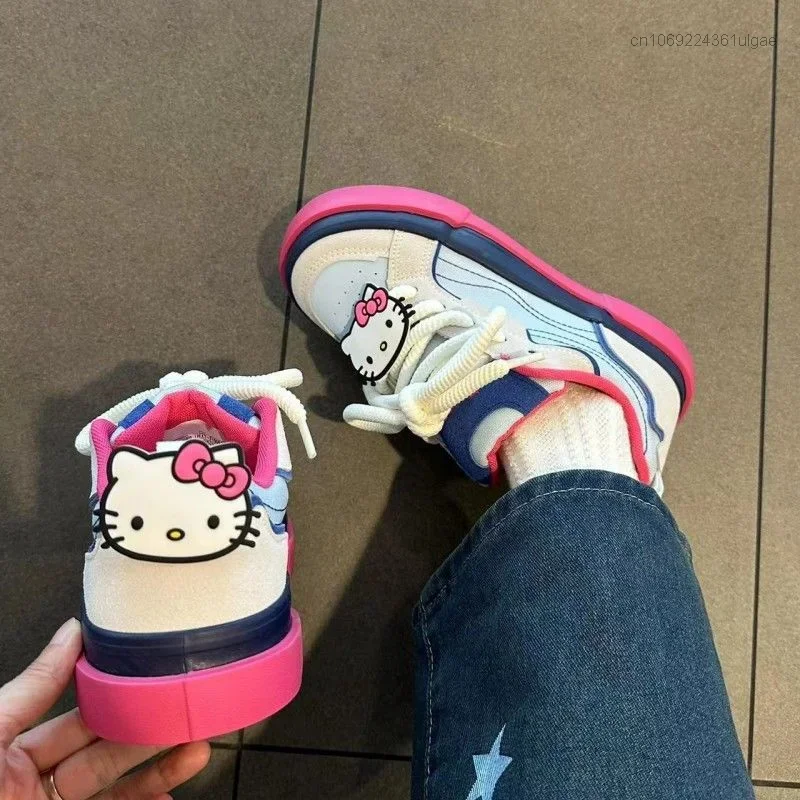 Sanrio Hello Kitty nuove scarpe da tavola versatili Y2k scarpe sportive moda studente stile Amercian Sneakers Casual donna Sneaker carina