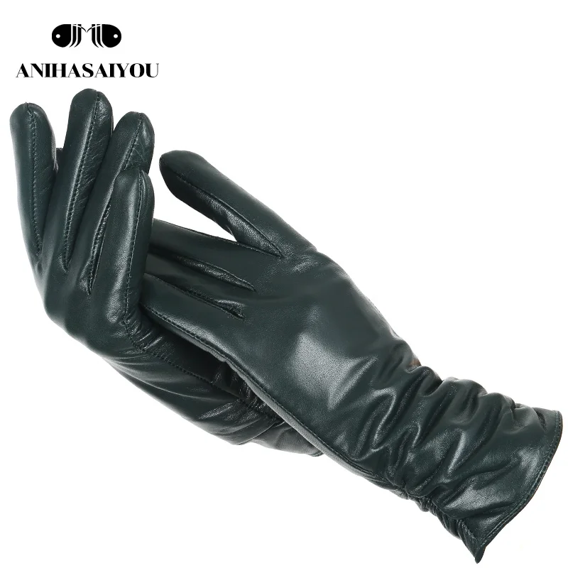 Variant: Dark green