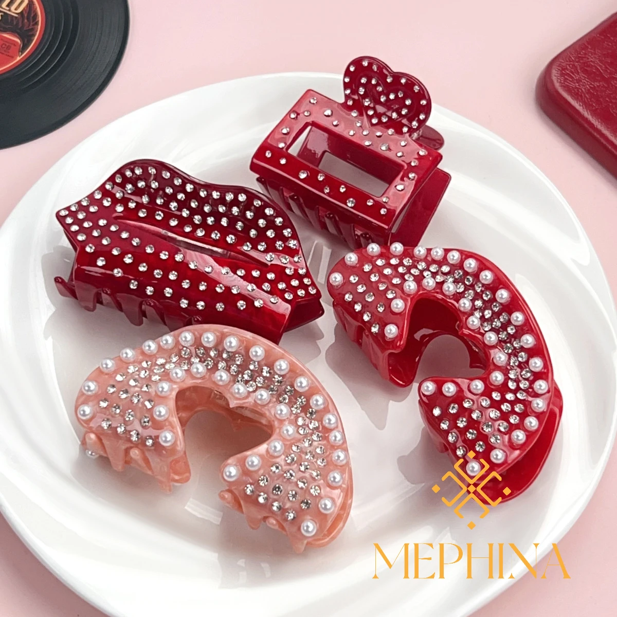 MEPHINA Haarklammern zum Valentinstag, Lippenhaarklammern, Herz-Haarspangen, edle, mit Diamanten besetzte Haarklammern, Zubehör für Frauen