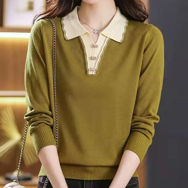 New Spring and Autumn Fashion Splicing Polo Neck Trend Versatile Loose Style Commuter Contrast Color Middle Age Mom Sweater