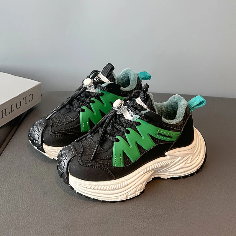 2025 أحذية رياضية جديدة للأطفال بنات موضة خفيفة الوزن أحذية رياضية من الجلد مضادة للانزلاق ومقاومة للاهتراء للأولاد احذية الجري للأطفال #3