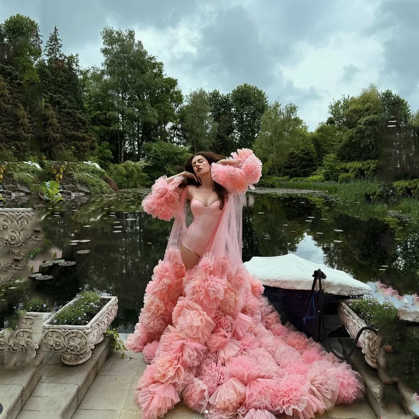 

Photography Pink Dresses Full Sleeves Sheer Women Jacket with Ruffle Layered Prom Gowns Robe Elegance