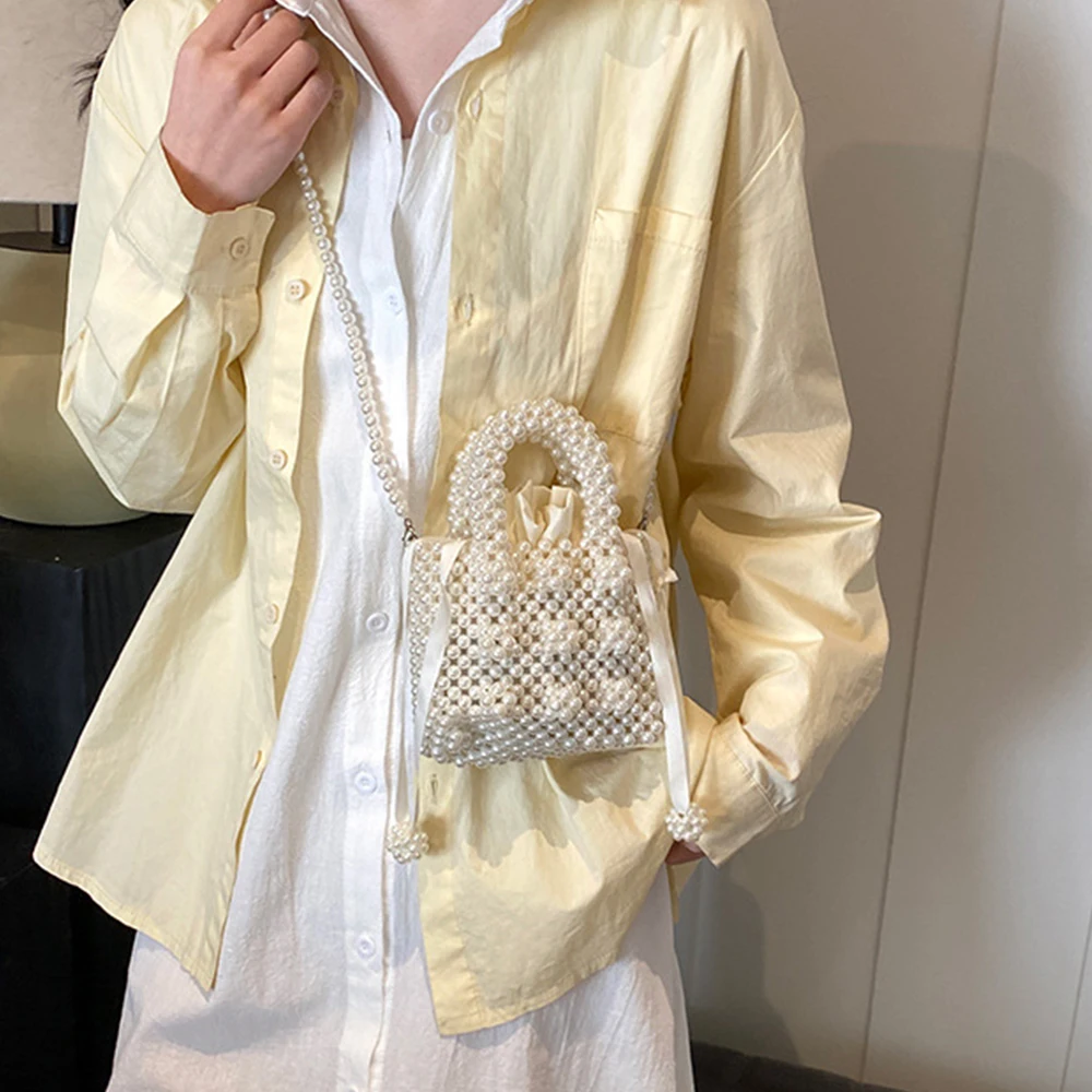 Handmade Pearls Handbags Mini Beaded Crossbody Bags for Woman Luxury Hollow Shoulder Bag Party Wedding Purses Evening Bag Ladies