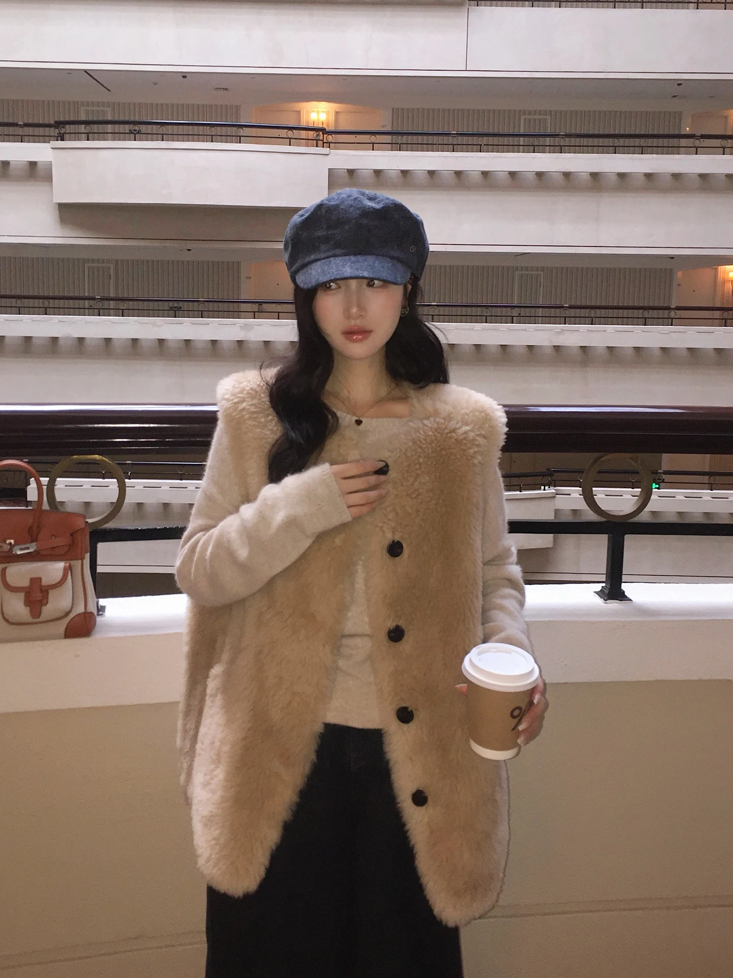 

Женская шуба из овечьей шерсти с круглым вырезом, теплая и комфортная, в корейском стиле, модная верхняя одежда для женщин, осень-зима, новинка