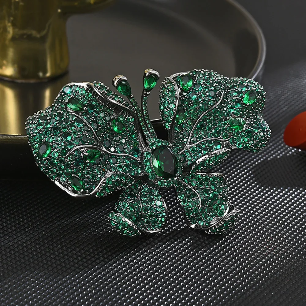 

Luxury Brooch for Women fashion Green Butterfly Brooches Exquisite Clothing Lapel Pins Copper Jewelry Accessories birthday Gifts