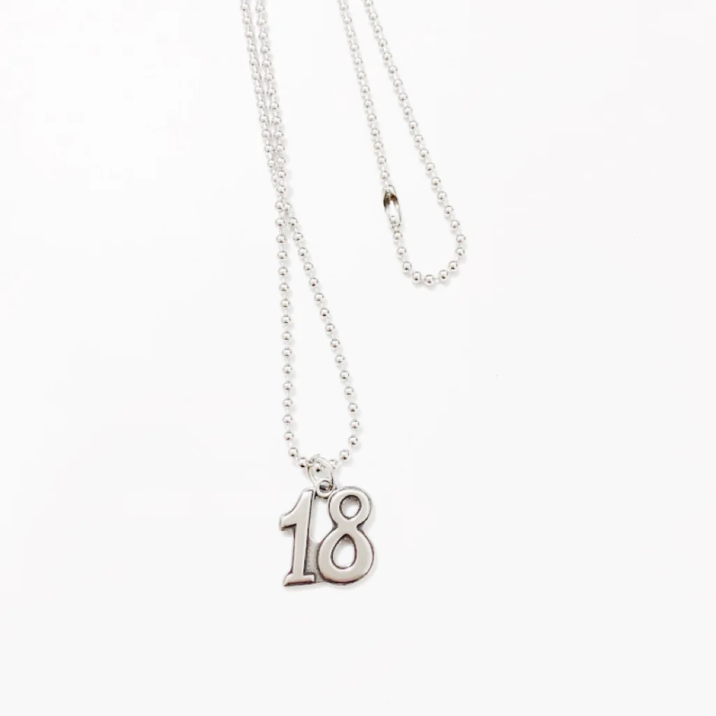 1PC Stainless Steel Silver 18 Number Pendant Necklaces Fashion Metal Charms Necklace For Women Jewelry Birthday Party Present