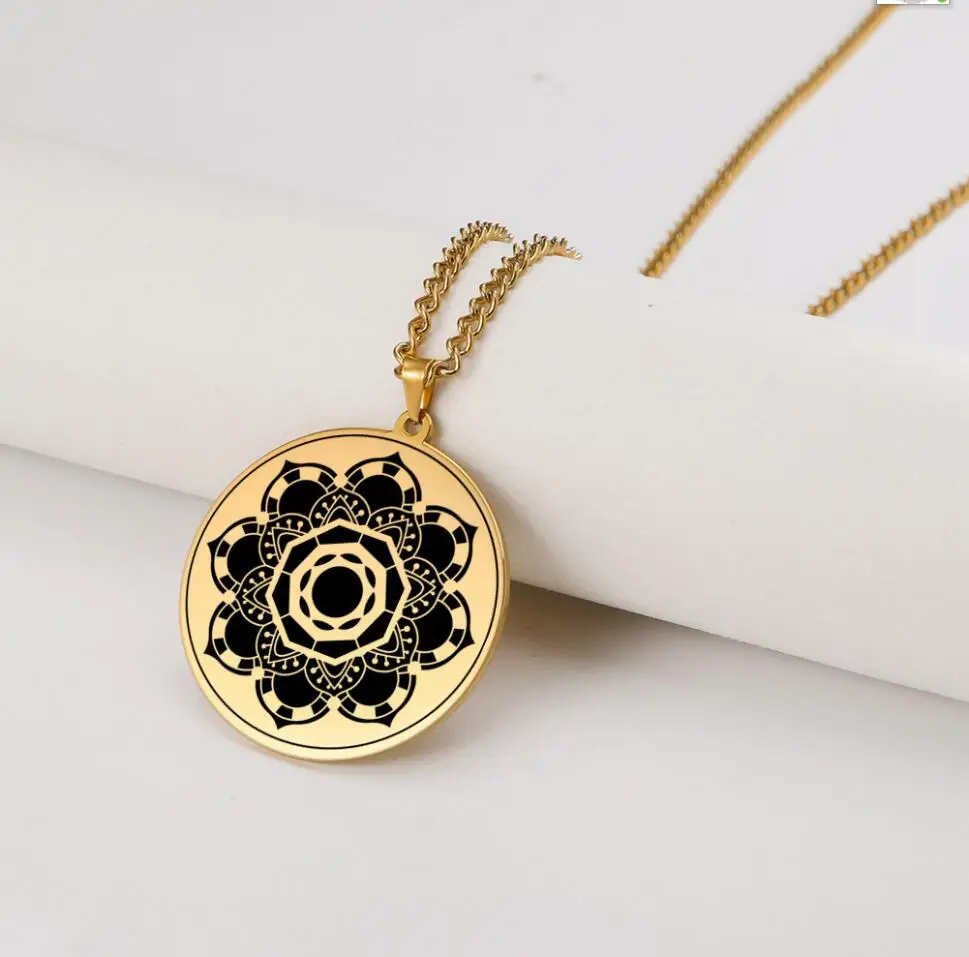 

1PC Vintage Flower Necklace Women Pendent Aesthetic Stainless Steel Jewelry Gold Color Viking Men Necklace F1090