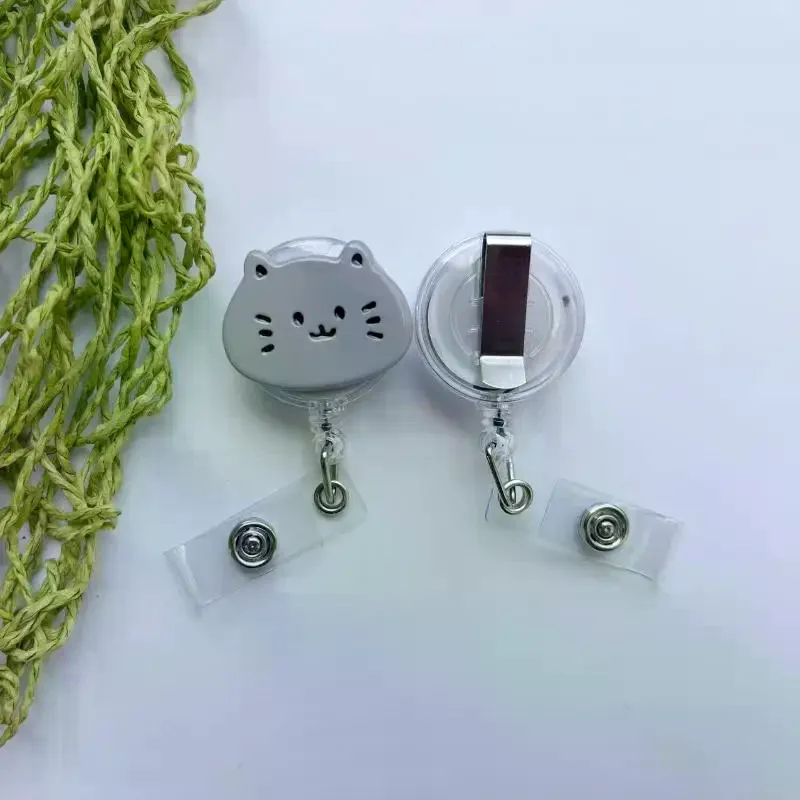 Cat-Shaped Retractable Badge Holder Anti-Loss Gadget For Nurses And Students Can Be Stretched And Retracted