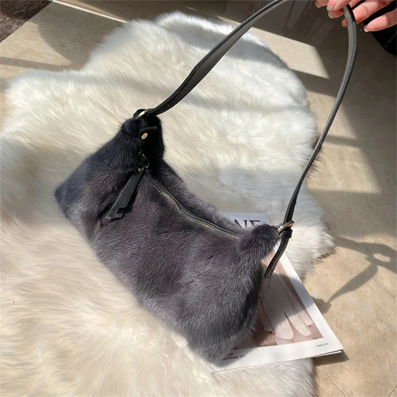 

New Women's Shoulder Bag Natural Mink Hair Casual Handbag High Sense Fashion Elegant Banquet Real Fur Underarm Bag 2023