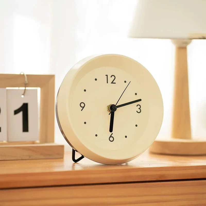Fashion Rustic Hanging Wall Clock Silent European Style Wall Decorative Clock Wall Art Bedroom Alarm Clock Home Decor
