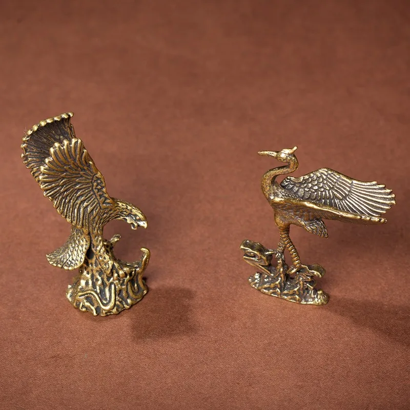 1pcs Antique Brass Eagle Crane Statue Small Ornaments Vintage Brass Animal Figurines Crafts Desk Home Decor Accessories Gifts