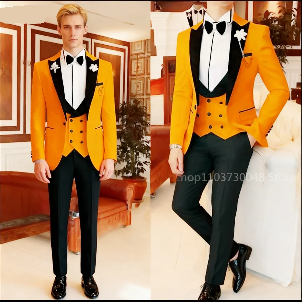 

Classic Solid Black Peak Lapel 3-Piece Men's Suit Slim Fit Elegant Blazer Vest Pants Set for Wedding And Business