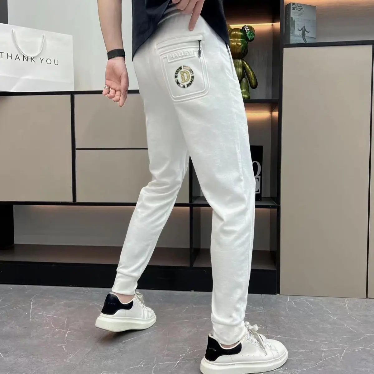 Men's casual pants versatile trendy sweatpants fashion slim-fitting and thin leggings light luxury Harlan trousers