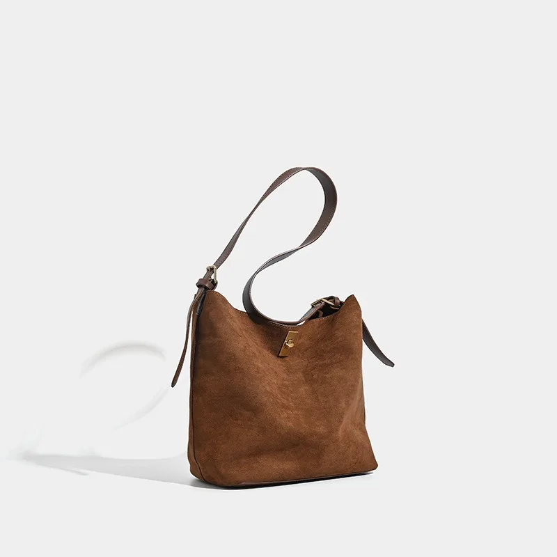 

Leisure Commuting Large-capacity Bag Women's 2026 New Autumn and Winter Minimalist Messenger Bag Shoulder Bucket Bag