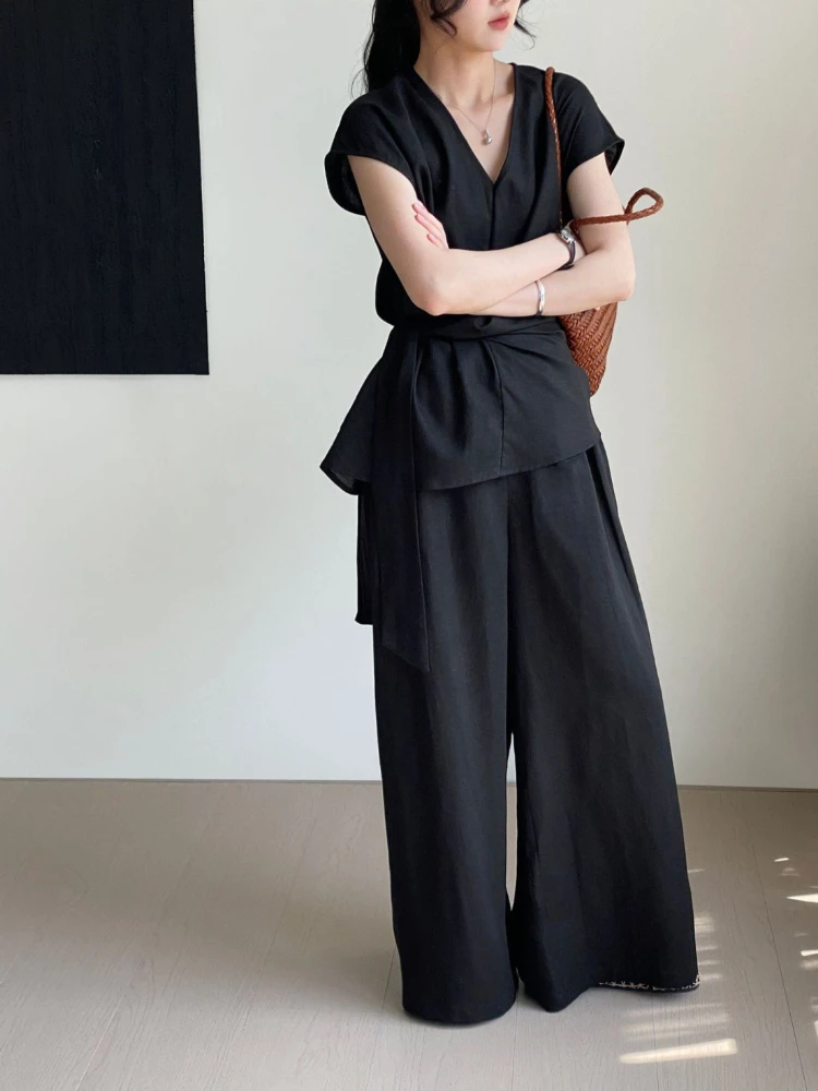 Set Blus dan Celana untuk Wanita 2 Potong Kemeja Kasual Bergaya Korea Elegan dengan Lengan Estetika Chic Celana Kaki Lebar Wanita