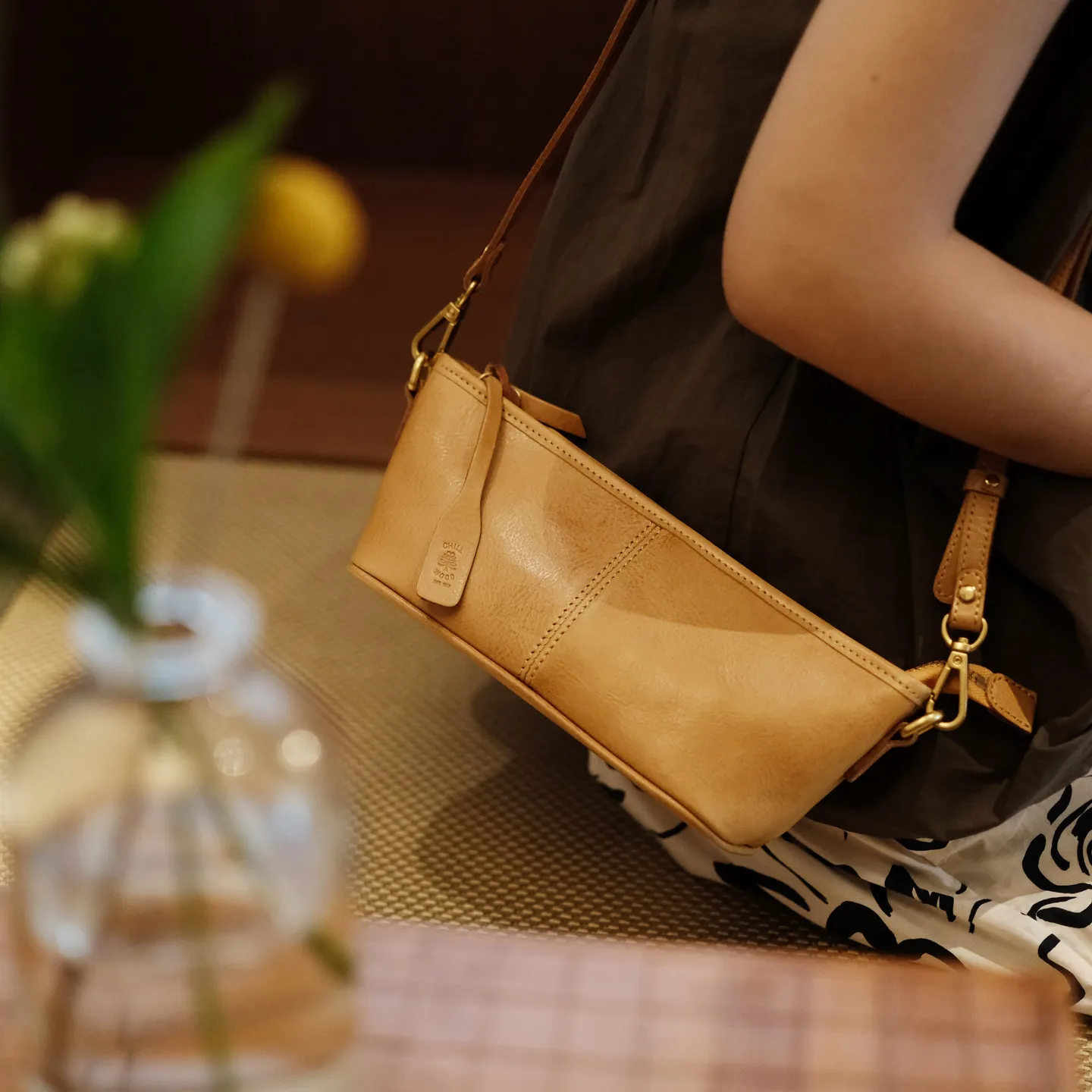 simple vintage handmade genuine leather ladies small crossbody bag party designer soft real cow leather women's shoulder bag