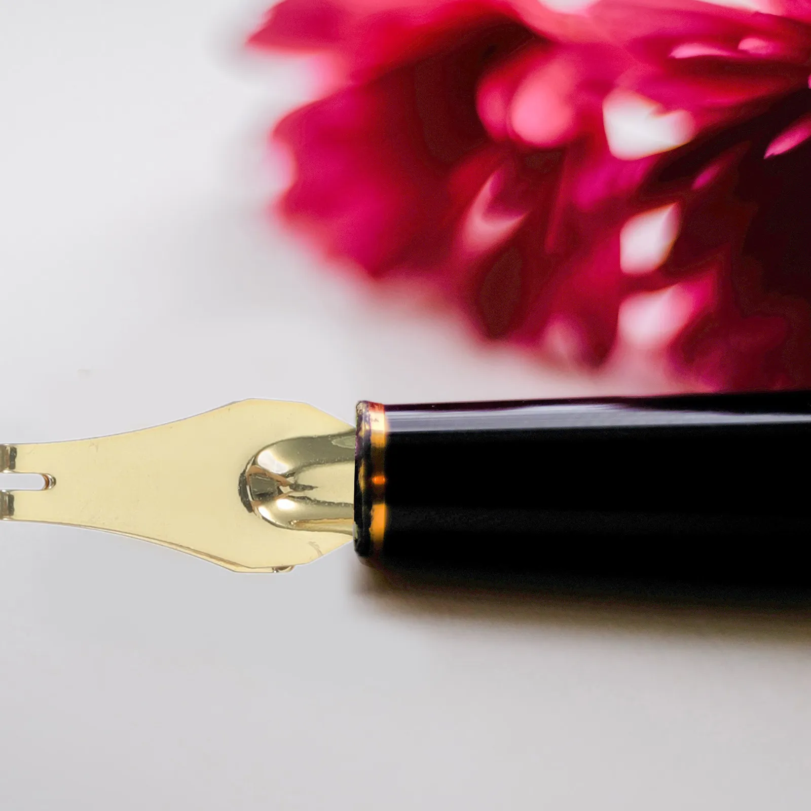 

3Pcs High Quality Pen Nibs Replacement Set Wear Resistant Smooth Flow Nibs for Fountain Pens Calligraphy Practice Use