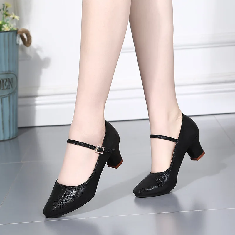 2023 Spring and Summer New Fashion Women\'s Square Dance Shoes Social Dance Shoes Square Heel High Heels Latin Dance Shoes