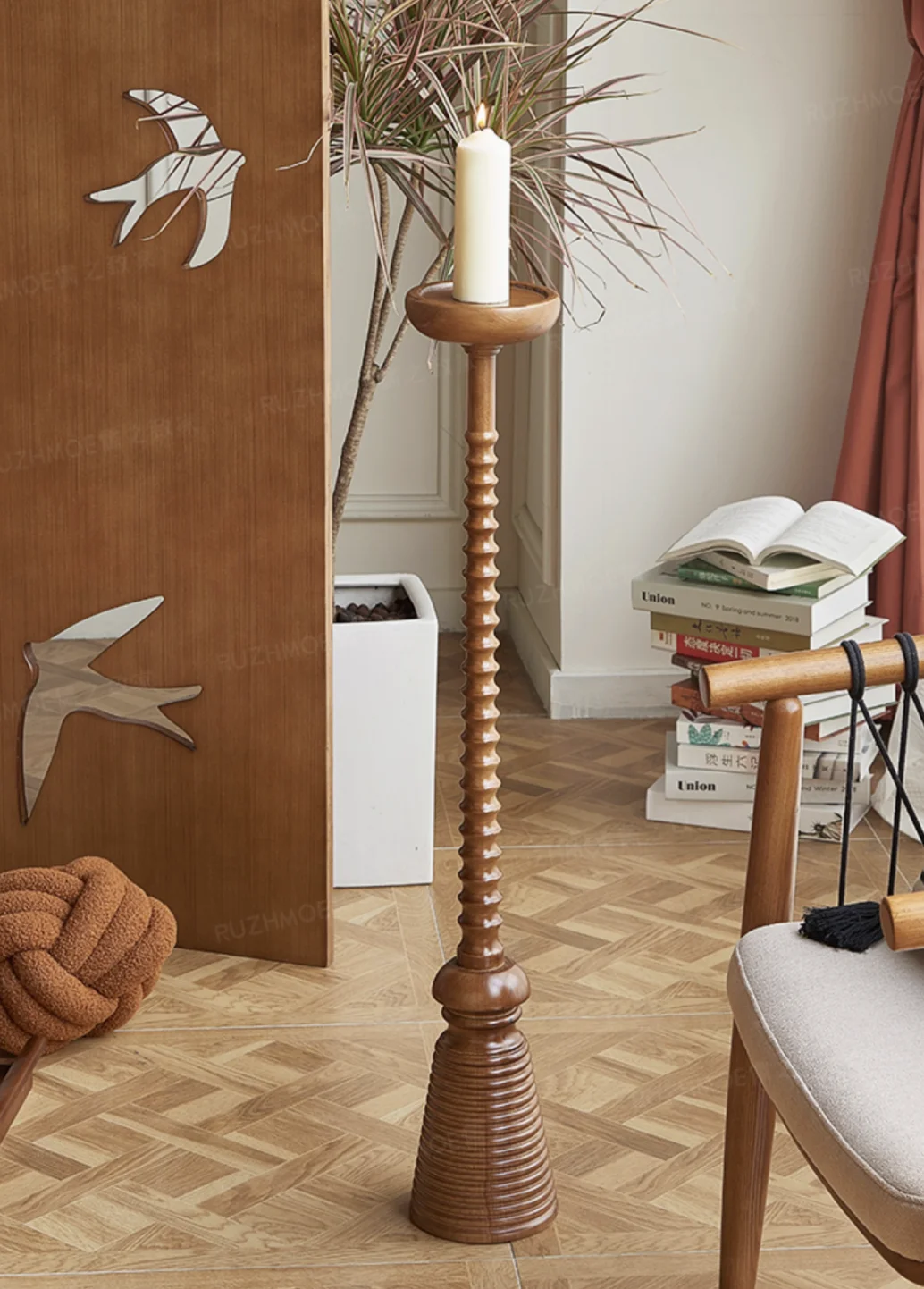 

MOMO Antique Candlestick Solid Wood Carving Vintage Small Side Table Southern Style Floor Small Ornaments Candle Holders