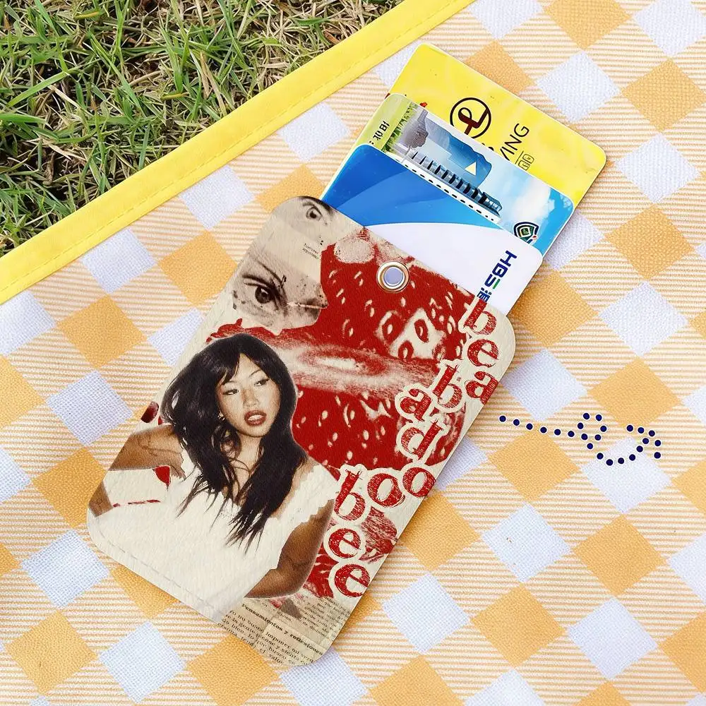 Singer Beabadoobee Personalised Holder Suitable for Bank card,Subway, Bus Card Wallet Card Case Badge Holder Keychain