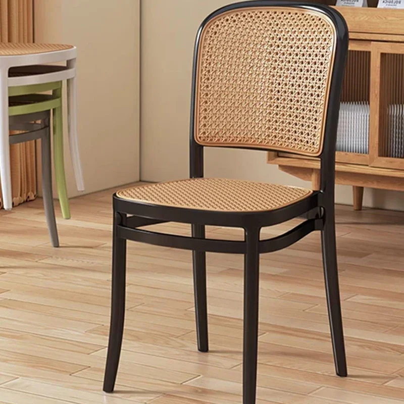 

Plastic Ergonomic Dining Chairs Rattan Outdoor Modern Dining Chairs Living Room Stackable Silla Comedor Sedie Design Furniture