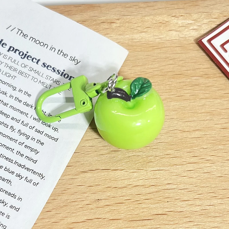 Niedlicher modischer 3D-Frucht-Schlüsselanhänger, Cartoon-Kopfhörerhülle, Anhänger, kreatives Kawaii-Rucksack-Dekorationszubehör, Geschenke – Detail 5