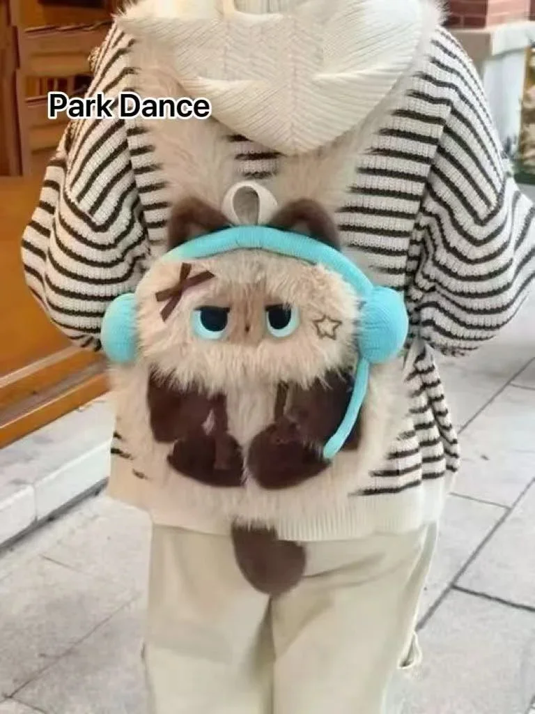 

Сиамский плюшевый рюкзак с котом Kawaii, милый большой вместительный дорожный школьный рюкзак с регулируемыми ремнями, мягкая пушистая игрушка для женщин и девочек