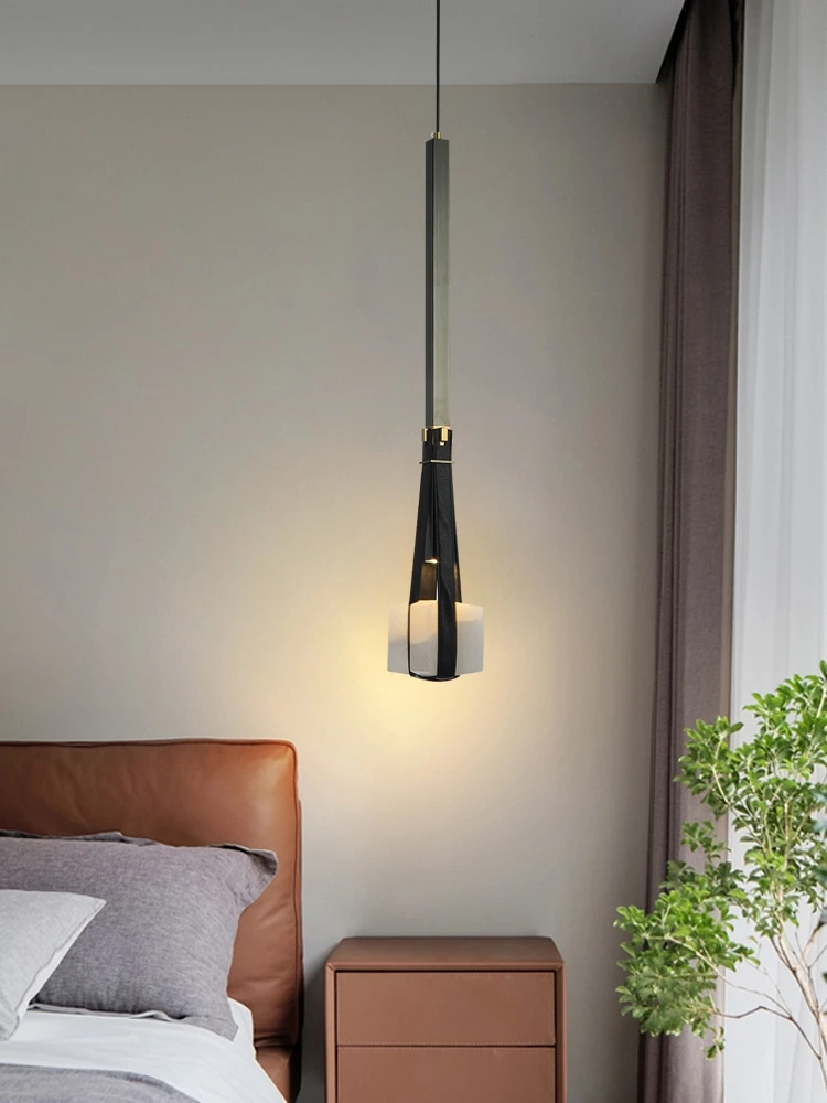 2025 Moderne Minimaliste Mode Simple Réseau Rouge Designer Restaurant Wabi-Sabi Vent Chambre Chevet Moderne Bar Étude Homestay M