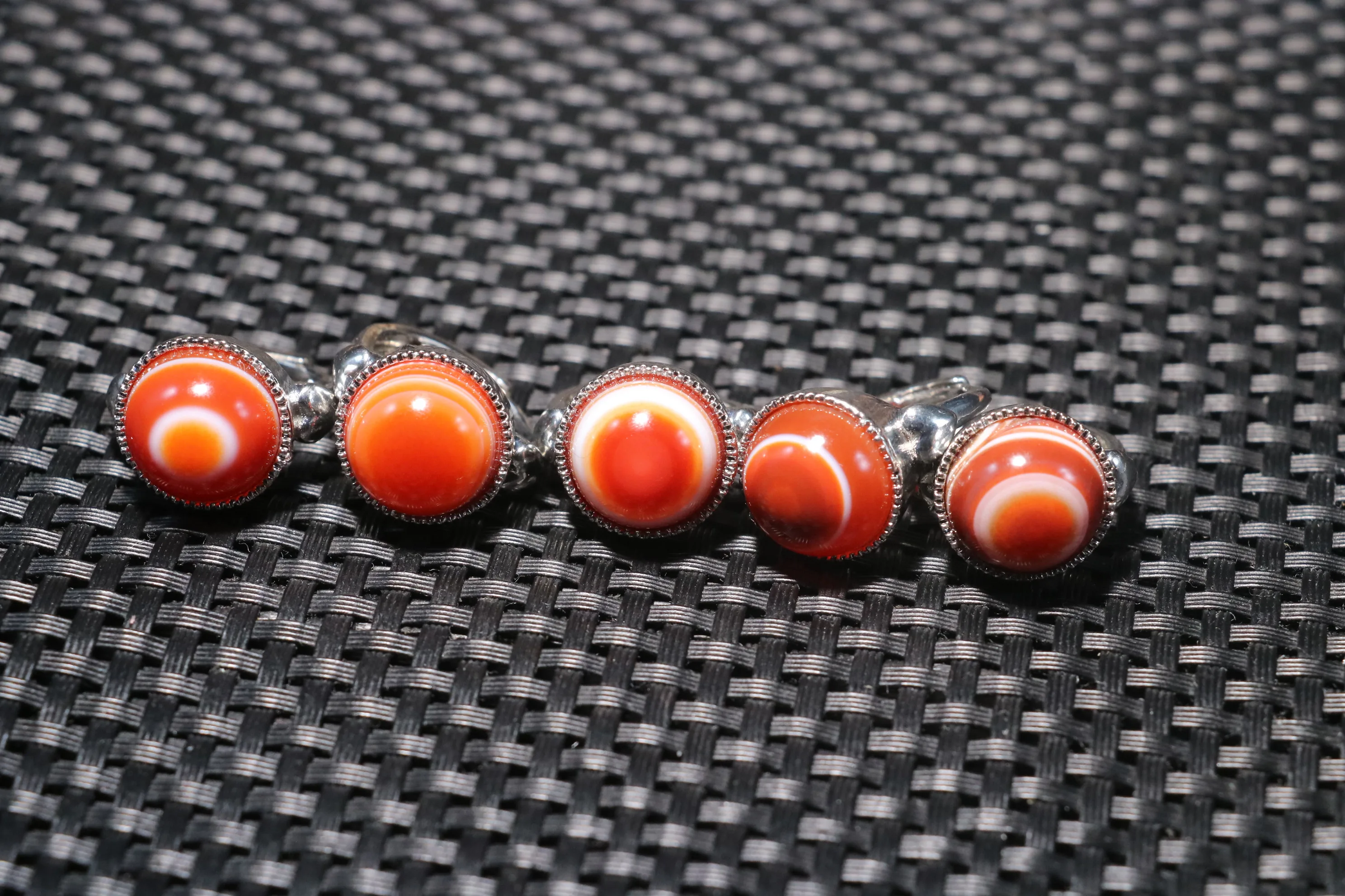 Whole Sale Set of 5 PCS Magic Energy Tibetan Old Agate Goat Heaven Eye dZi Bead Finger Rings Amulet $$$ Timestown  AA