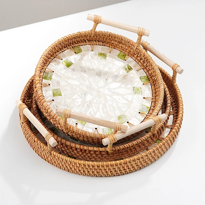 Spliced creative double-ear tray, made of natural seashells, sturdy and durable