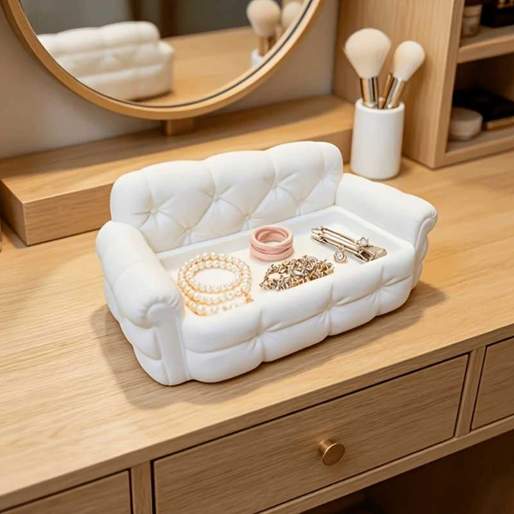 Sofa-Shaped Jewelry Tray, Suitable for Dressing Table Storage - for Earrings, Necklaces, Etc., Entryway Key Tray - for Placing Keys and Access Cards at the Door, Desktop Decoration