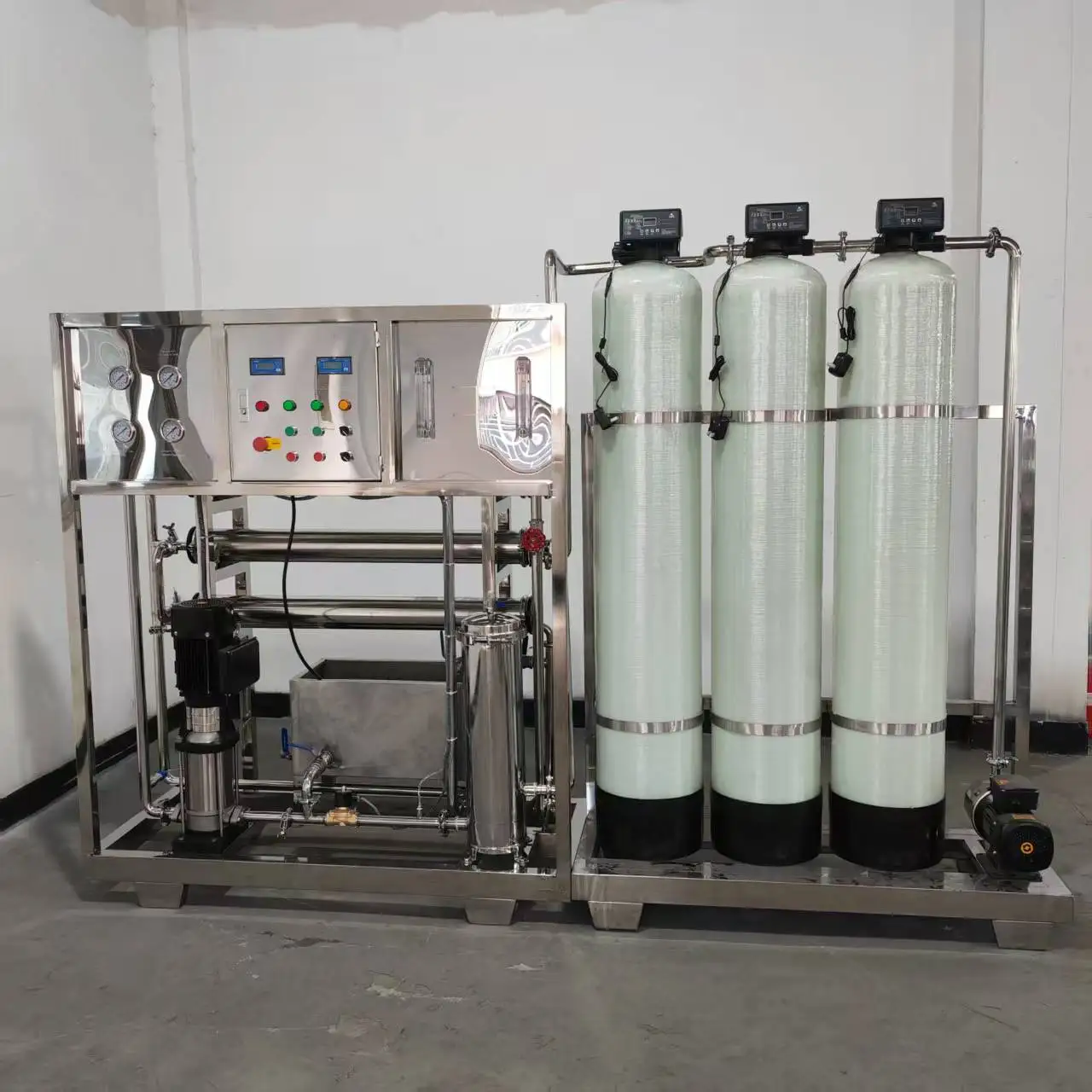 Factory Price 1000L/Hour RO Water Treatment System Motor Gear Stainless Steel Pump River Water Purifier 380V/220V 1 Year