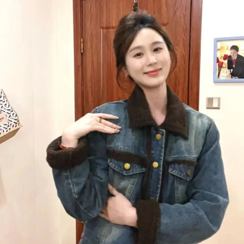 Fashionable Women's Denim Winter Cotton Jacket New Warm Thick Small Fragrant Style Tops Y2K Spicy Girl Denim Jacket Comfortable