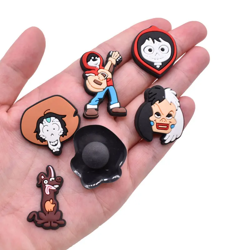 1-24Pcs NEW Cartoon Coco Series PVC shoe Accessories DIY Multiple choice Detachable Waterproof PVC Shoe Decorations Kids Giftsts