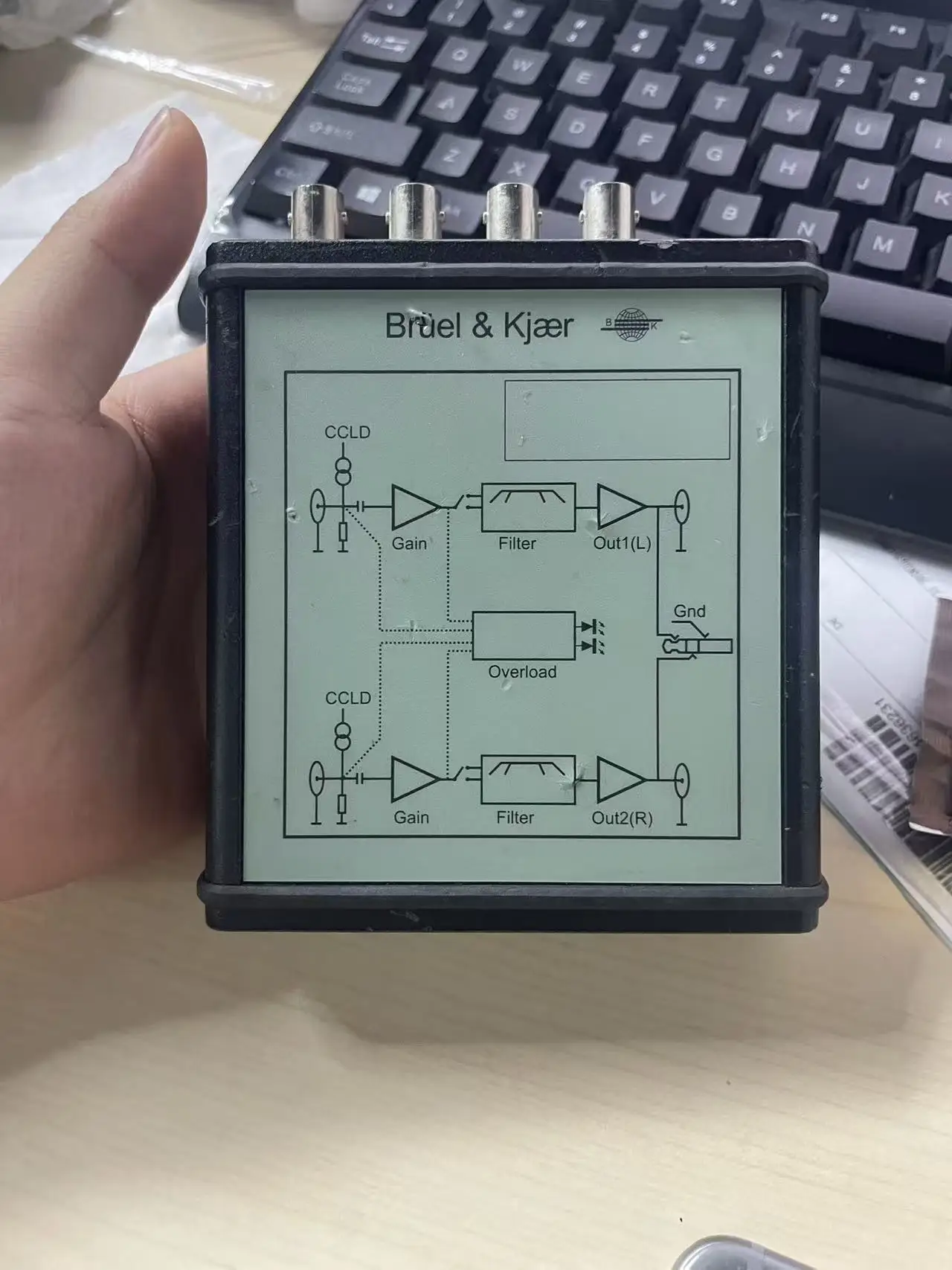 

Б/у/восстановленный усилитель сигнала Bruel & Kjaer типа 1704 и адаптер с искусственным ухом — полностью протестирован, функциональное состояние, экономичность E