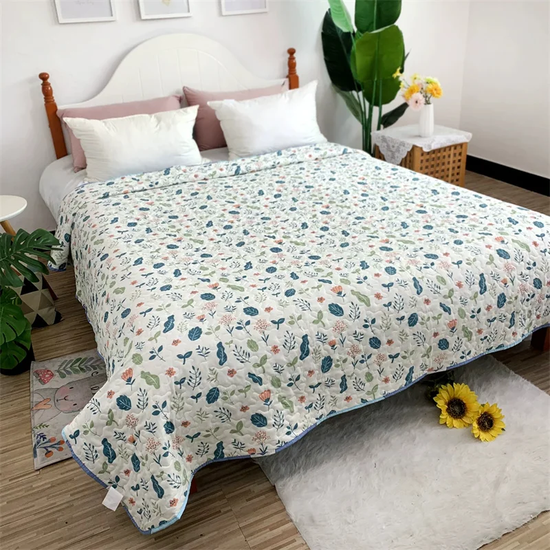 1pc Quilted Bedspread on The Bed Floral Printed Summer Quilt Coverlet Padded Double Bed Cover Sheet Plant Blanket No Pillowcase
