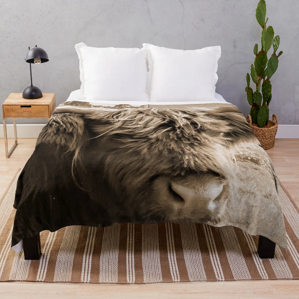 

Highland Cow Throw Blanket Outdoor Soft Blanket for Picnic Beach Camping