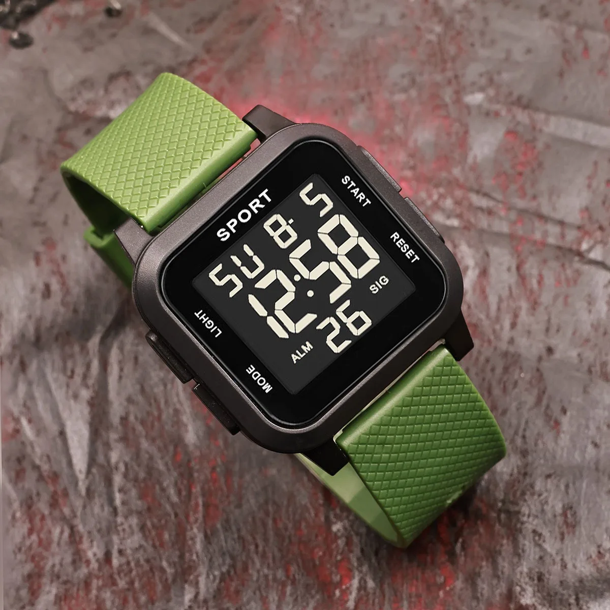 ساعة يد رقمية للأطفال مقاومة للماء إلكترونية عسكرية للأولاد في سن المراهقة ساعة منبه رياضية خارجية متعددة الوظائف LED