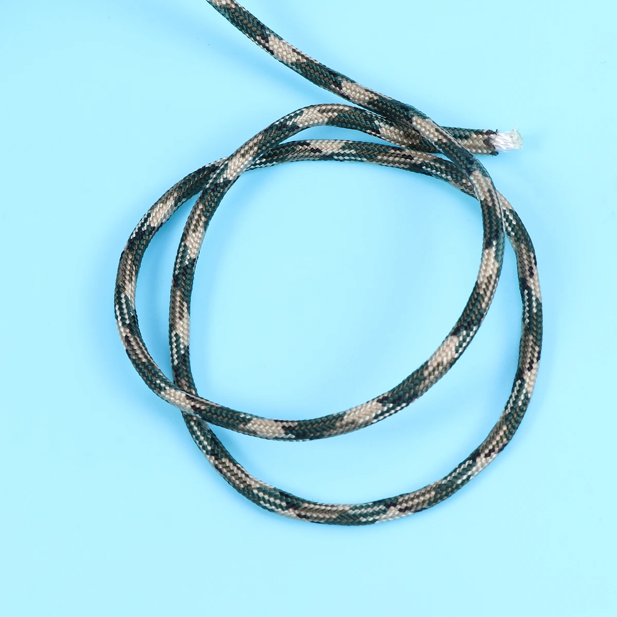 

7 Meters Paracord 550 Strength 7 Core Nylon Rope Survival Cord Uv Resistant Durable Braid Rope For Camping Hiking Keychains
