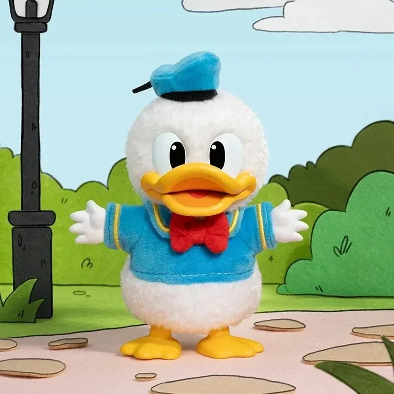 Mickey familia lindo juntos llavero serie caja ciega caja misteriosa Guess Bag muñeca de juguete Linda figura de Anime adorno de escritorio