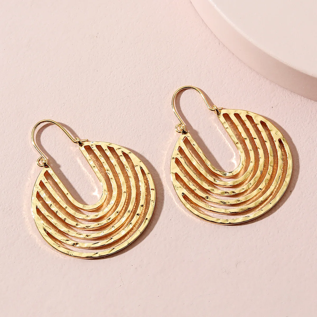 New Arrival Unique Women Big Hollow U Shaped Earrings Hyperbole Statement Hoop Earing