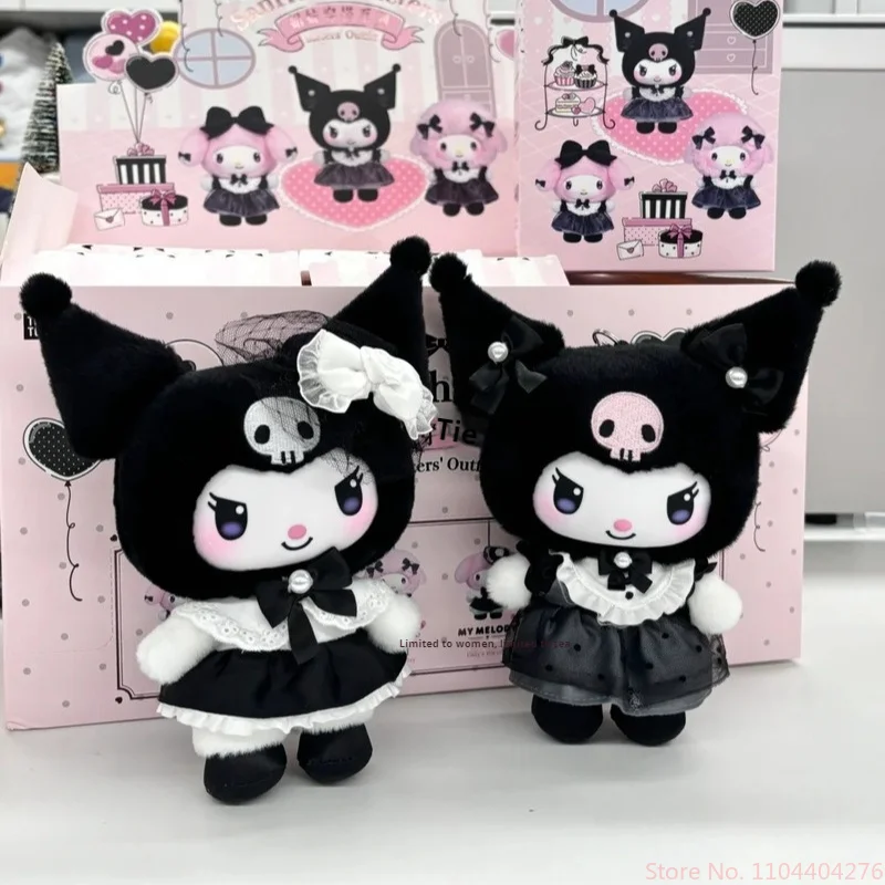 

2025 Original Sanrio Toptoy V4Sisters' Outfit Blind Boxs Mystery Box 4 Generation Baby Cute Kuromi Handmade Doll Decoration Gift