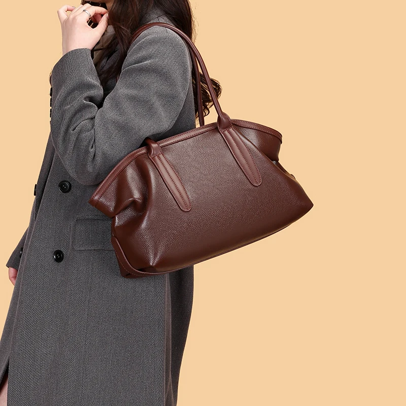 

Fashionable Ladies Crossbody-Bag Made of Brook-Printed Leather Featuring Durable Vintage Daily Style