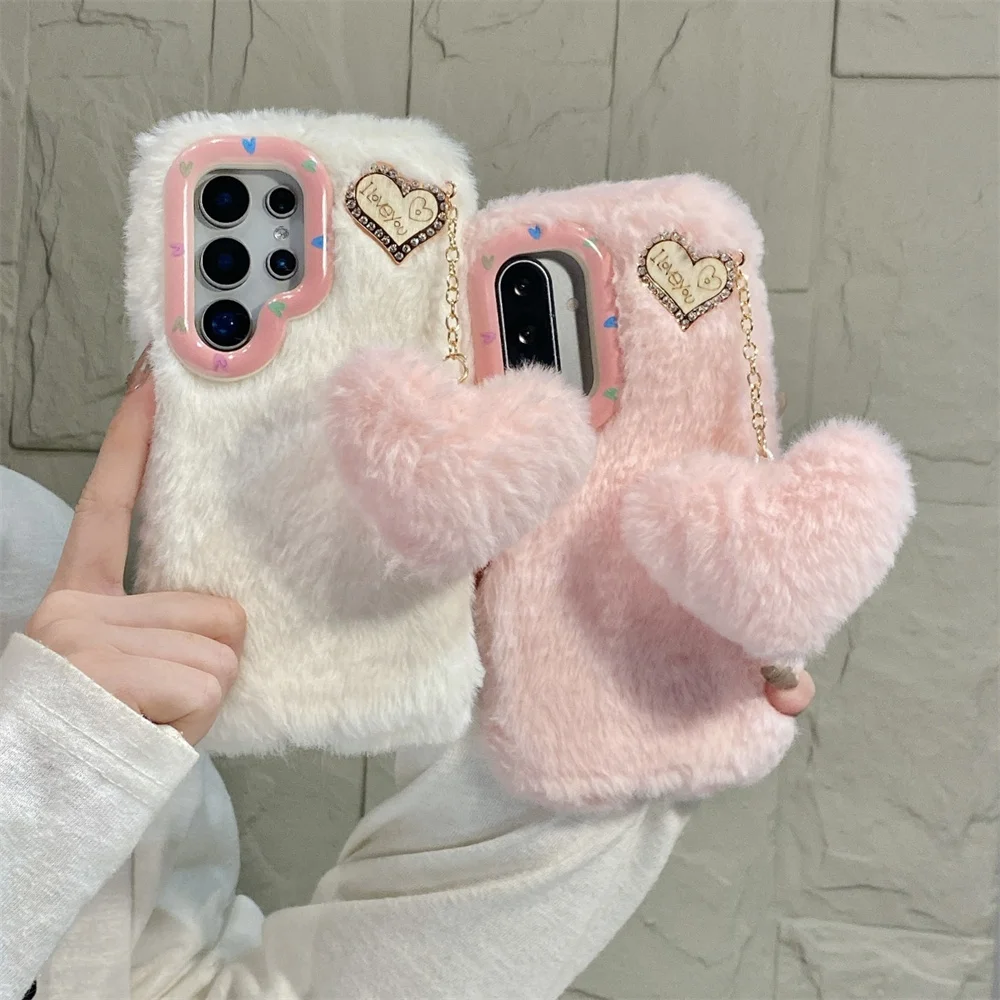 

Kawaii Sweet Fluffy Soft Plush Toy Phone Case for S26 Ultra Heart Charm Pom Pom Pendant Cover for SamSung Galaxy S25 S24 A55 A56