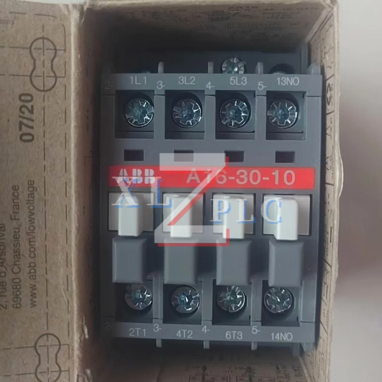 A16-30-10 AC110V A16-40-00 110V novo contator original