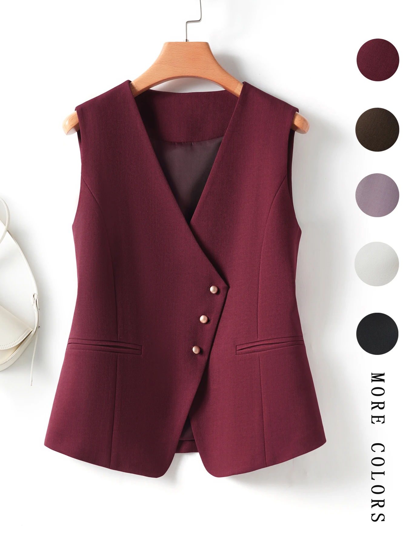 

Burgundy Short Oblique Button V Neck Vest for Women in Spring and Autum Fashionable Slimming Look Sleeveless Top for Outer Wear