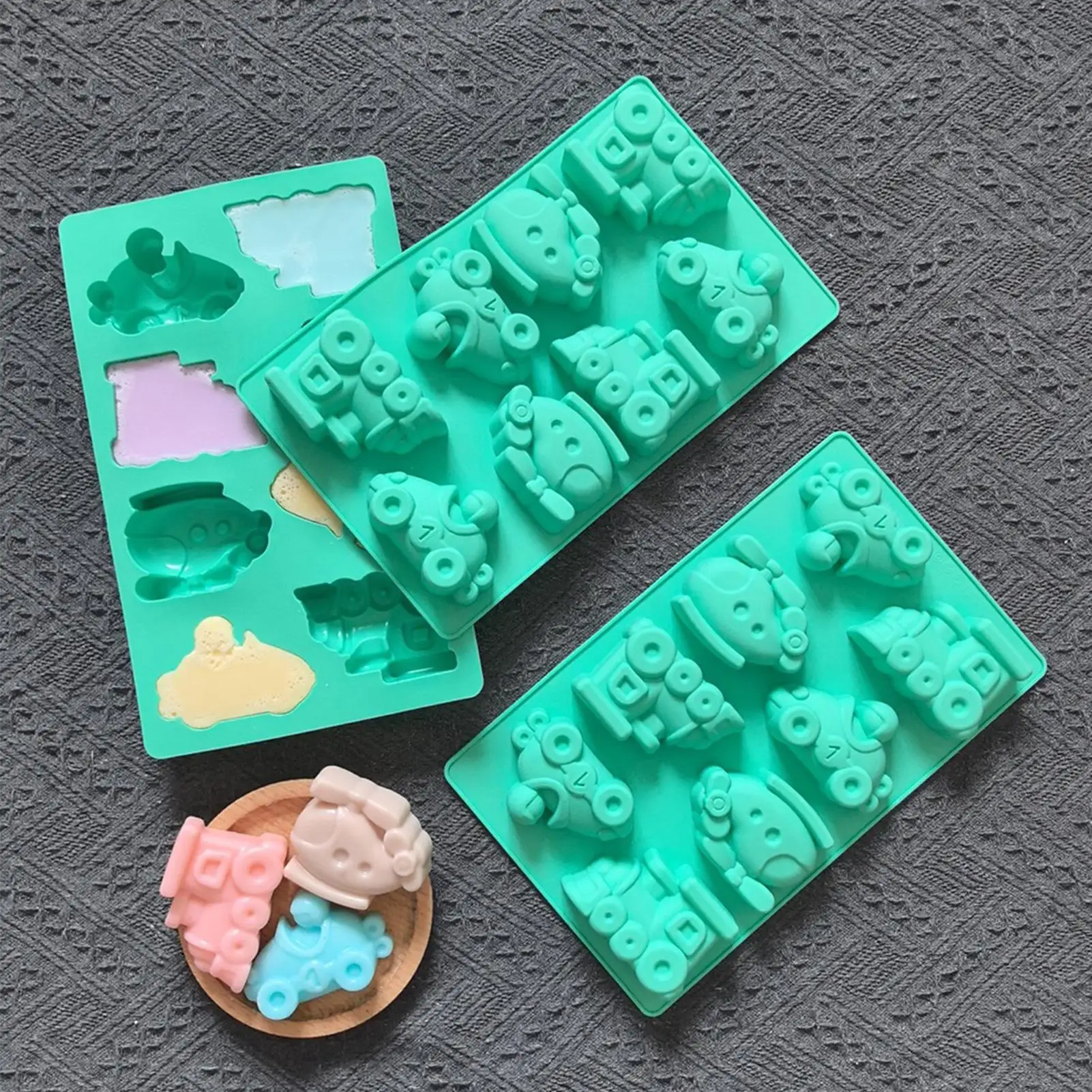 Silicone Fondant Molds DIY Cute Vehicle Train Motorcycle Helicopter Transportation Candy Mold for Soap Candle Baking Molds