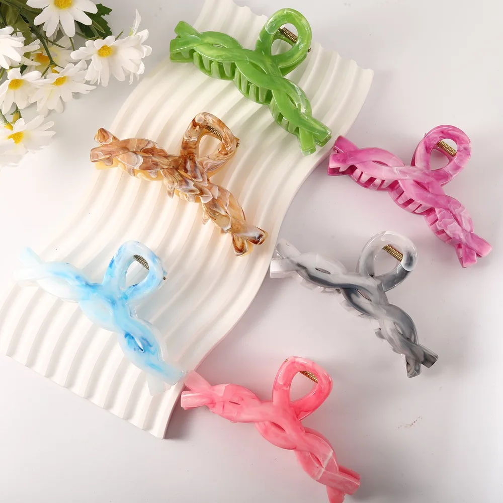 

Marbled grab clip premium retro back of the head shark clip is a women's headwear home hair grab accessory